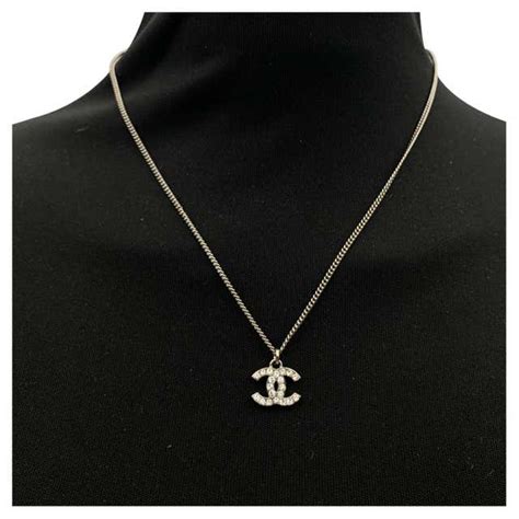 chanel logo anhänger|Chanel necklace sale.